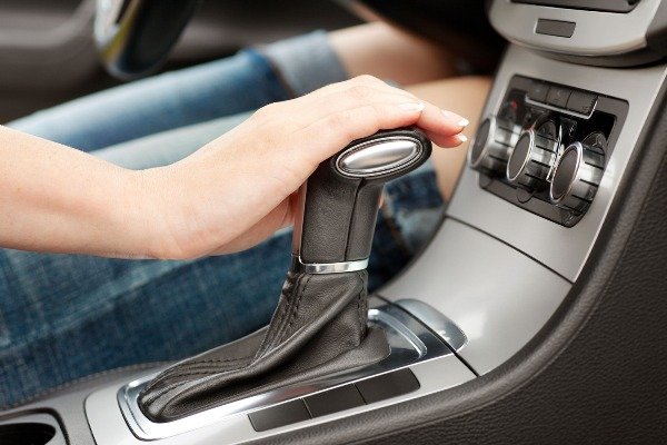 Как буксировать автомобиль с АКПП? Как буксировать автомобиль с АКПП?