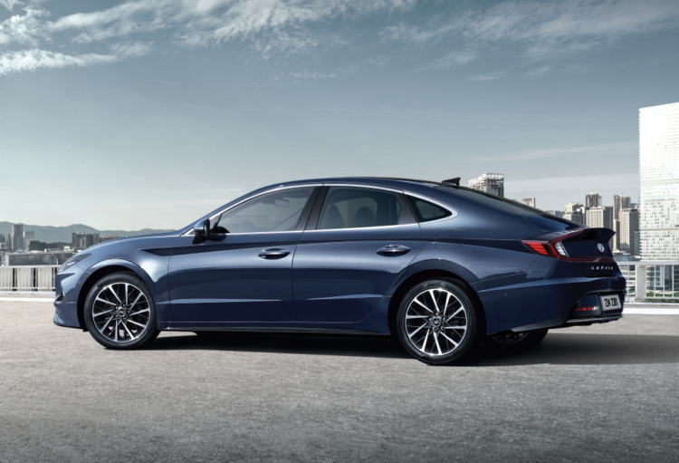 Сколько просят за новую Hyundai Sonata? Седан уже можно заказать Сколько просят за новую Hyundai Sonata? Седан уже можно заказать