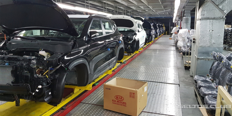Новый кроссовер KIA для России встал на конвейер (много фото) Новый кроссовер KIA для России встал на конвейер (много фото)