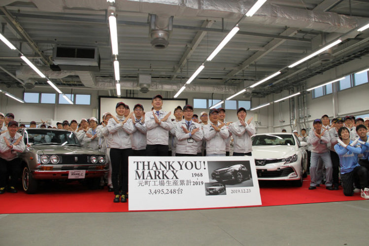 Прощай, «марковник»! На заводе Toyota торжественно расстались с легендарным автомобилем Прощай, «марковник»! На заводе Toyota торжественно расстались с легендарным автомобилем