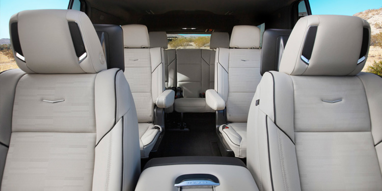Cadillac рассекретил новый Escalade: больше, мощнее, автономней Cadillac рассекретил новый Escalade: больше, мощнее, автономней