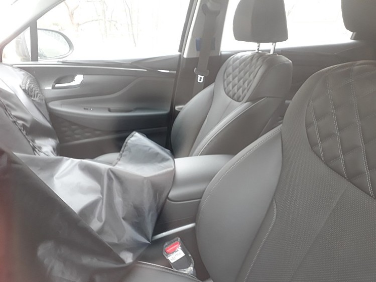 Шпионы поймали обновленный Hyundai Santa Fe. Когда ждать в России? Шпионы поймали обновленный Hyundai Santa Fe. Когда ждать в России?