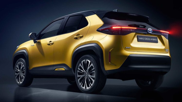 Знакомимся с самым маленьким кроссовером Toyota Знакомимся с самым маленьким кроссовером Toyota