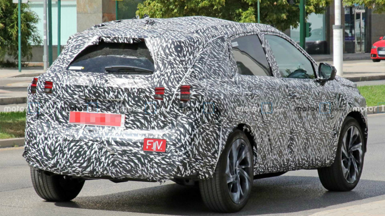На тестах заметили Qashqai с функцией вождения без рук На тестах заметили Qashqai с функцией вождения без рук