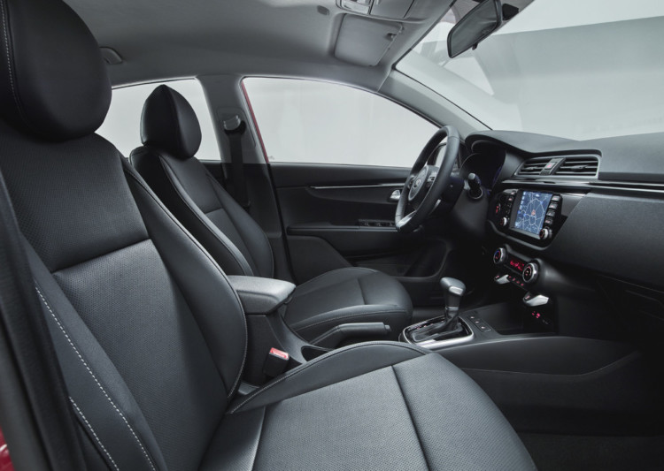 В России стартуют продажи обновленного седана KIA Rio. Когда ждать X-Line? В России стартуют продажи обновленного седана KIA Rio. Когда ждать X-Line?