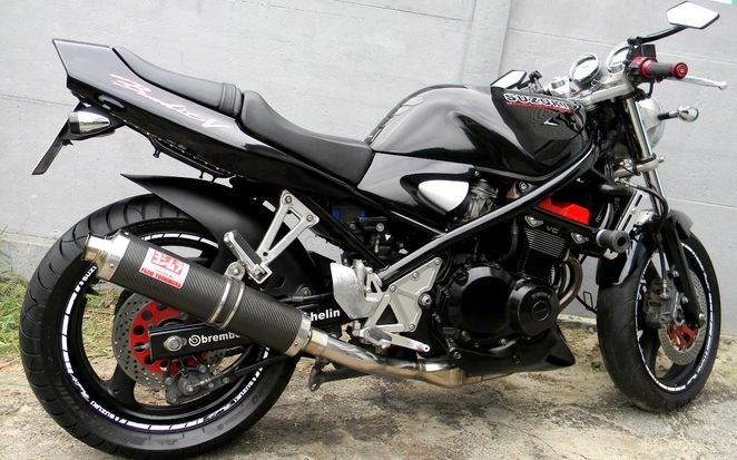 Honda cb 400 Или Suzuki Bandit 400 Или – Достоинства для новичков Honda cb 400 Или Suzuki Bandit 400 Или – Достоинства для новичков