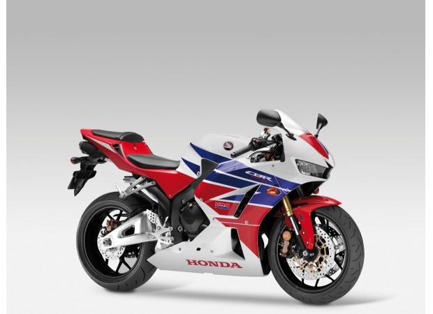 Хонда Сбр 600 рр 2021 Года… Honda cb-1 Хонда Сбр 600 рр 2021 Года… Honda cb-1
