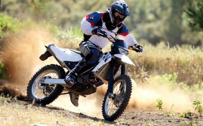 Как Ведет Себя Кроссовая Резина на Трассе • Honda xr250r Как Ведет Себя Кроссовая Резина на Трассе • Honda xr250r