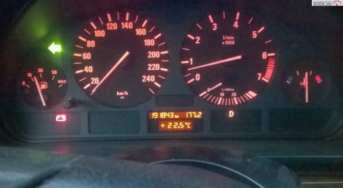 Ваз 2110 Горит Аккумулятор на Панели – Вариант первый Ваз 2110 Горит Аккумулятор на Панели – Вариант первый