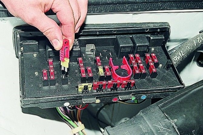 Ваз 2107 Горит Предохранитель на Печку – Причины поломки Ваз 2107 Горит Предохранитель на Печку – Причины поломки