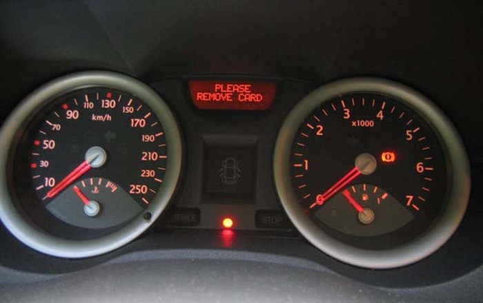 Wheel Lock Risk Рено Премиум Ошибка © Неисправности двигателя Wheel Lock Risk Рено Премиум Ошибка © Неисправности двигателя