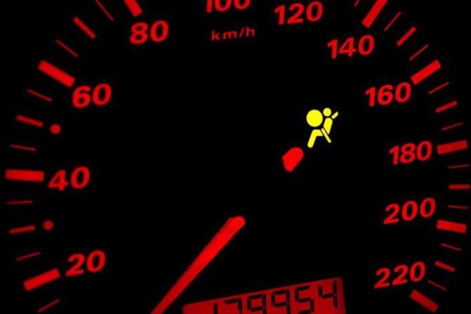 Горит Подушка Безопасности на Ниссан Примера. Air bag сброс ошибки Горит Подушка Безопасности на Ниссан Примера. Air bag сброс ошибки