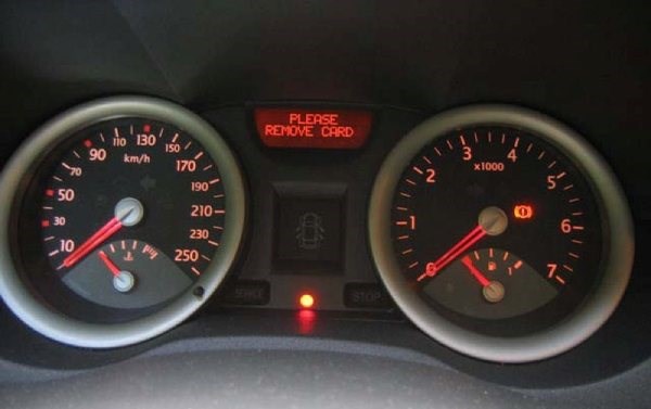 Ошибка Steering Fault Рено Сценик 2 • Через смартфон Ошибка Steering Fault Рено Сценик 2 • Через смартфон
