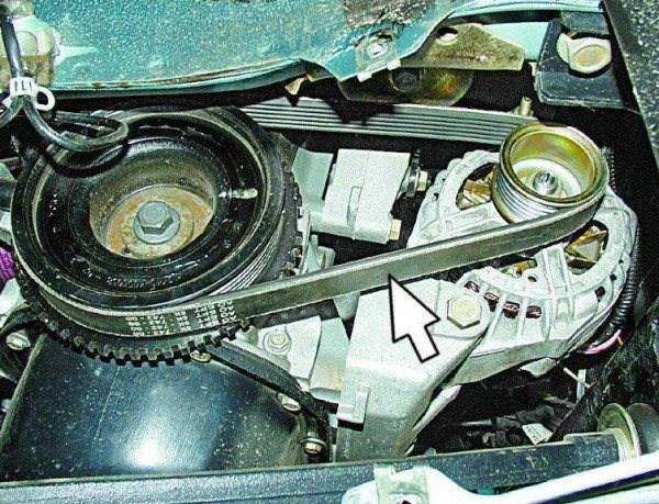 При Выключенном Зажигании Горит Давление Масла Ваз 2107… 2 запускаем двигатель При Выключенном Зажигании Горит Давление Масла Ваз 2107… 2 запускаем двигатель