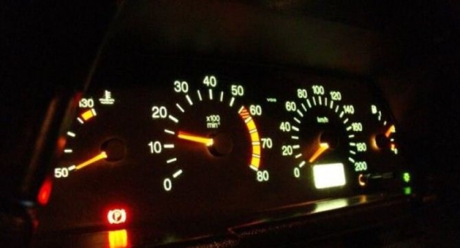 Ваз 2110 При Включении Зажигания Горит Подсветка Приборов © Частные ситуации Ваз 2110 При Включении Зажигания Горит Подсветка Приборов © Частные ситуации
