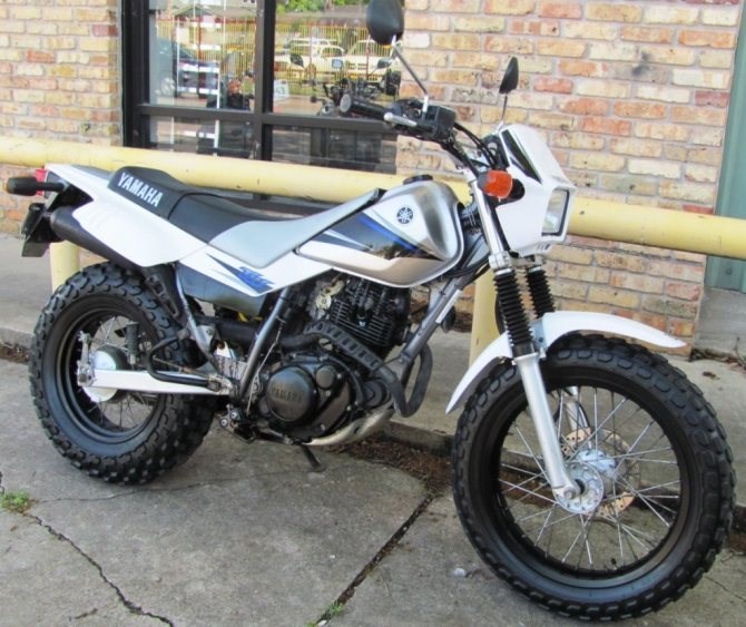 Подножки Для Ног Yamaha tw 200 История модели